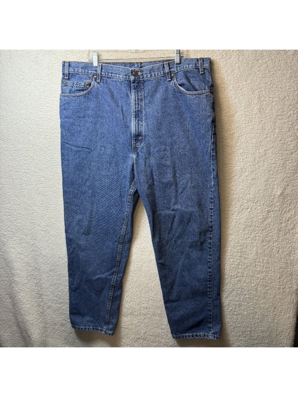 Levis 540 Relaxed Fit Mens Jeans 44x32 Made USA Vintage Mid-Wash Denim Brown Tag